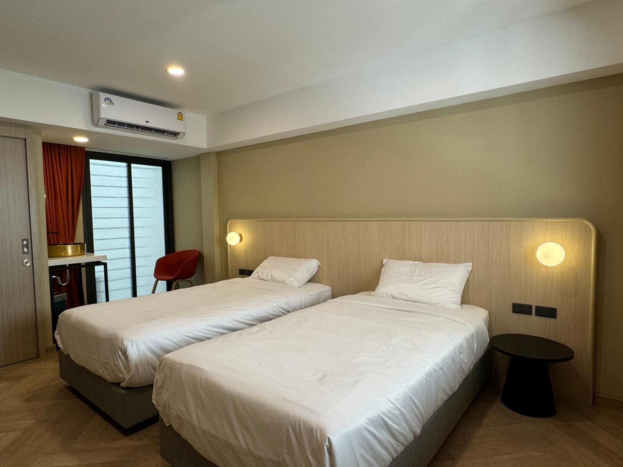 Parcel Hotel Bangkok Buitenkant foto